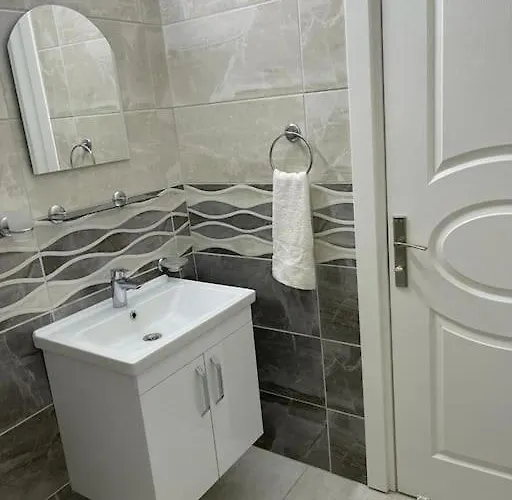 Studio Royal Trikomo