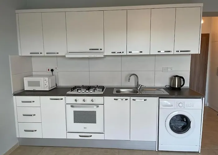 Studio Royal Trikomo