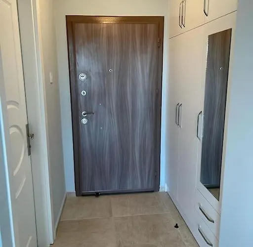 Studio Royal Trikomo