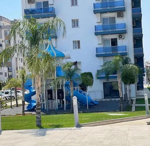 Studio Royal Trikomo